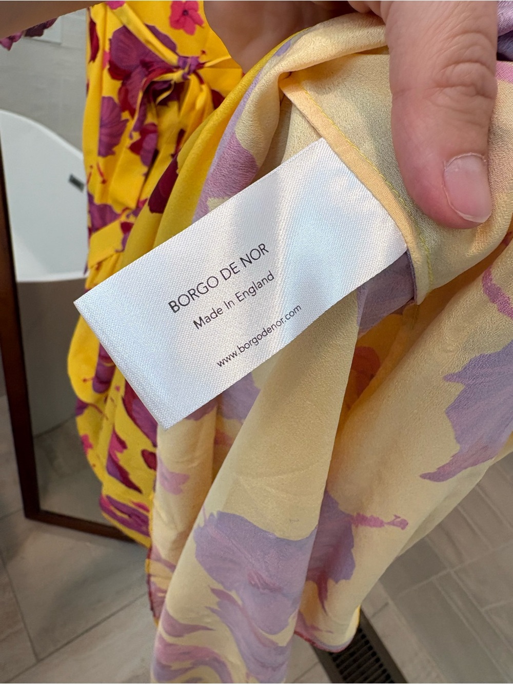 NWT Borgo De Nor Salma Yellow Maxi Dress with Pink Floral Print size 2 - Picture 8 of 9